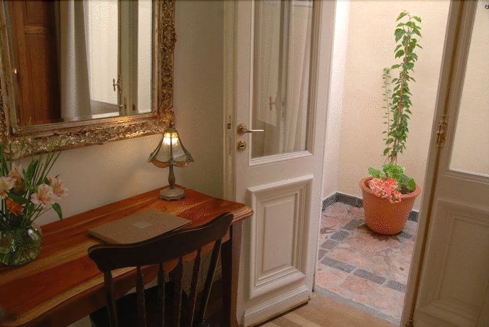 Imagen de la habitación del Hotel Tiana Buenos Aires. Foto 11