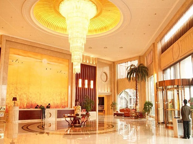 Imagen de los interiores del Hotel Tianbao Garden Hotel. Foto 18