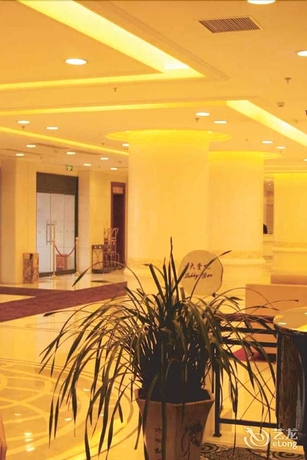 Imagen de los interiores del Hotel Tianbao International. Foto 18