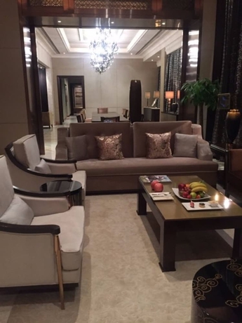Imagen de la habitación del Hotel Tianjin Goldin Metropolitan Polo Club. Foto 12