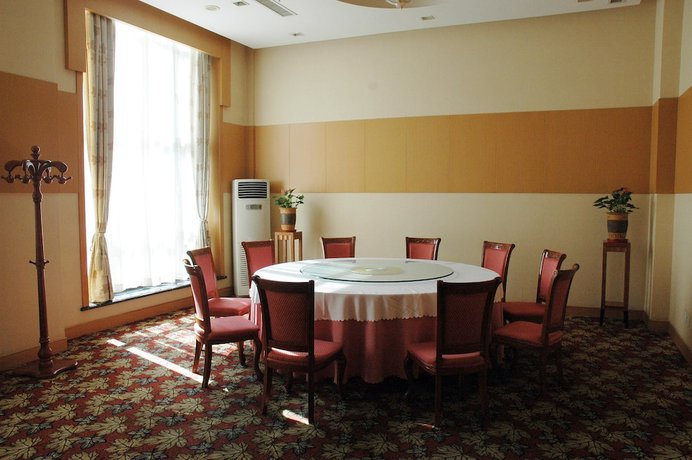 Imagen del bar/restaurante del Hotel Tianjin Heping Hotel. Foto 2