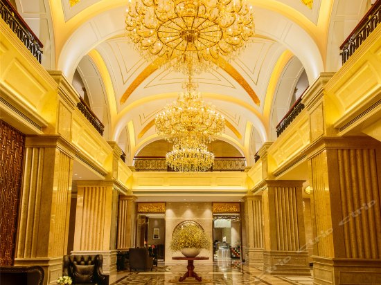 Imagen de los interiores del Hotel Tianyu Fields International. Foto 8