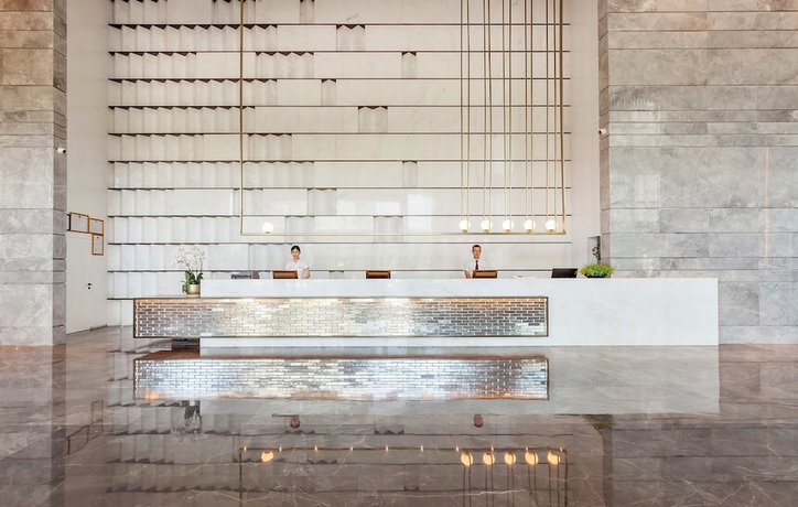Imagen de los interiores del Hotel Tianyuan Junlong. Foto 14