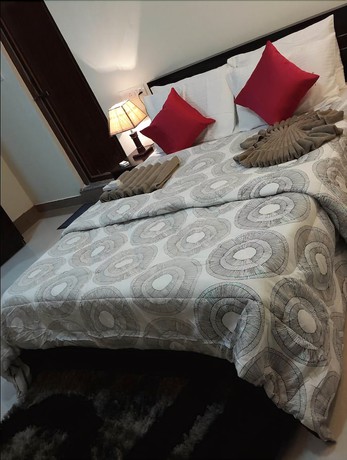 Imagen de la habitación del Hotel Tiara. Foto 11