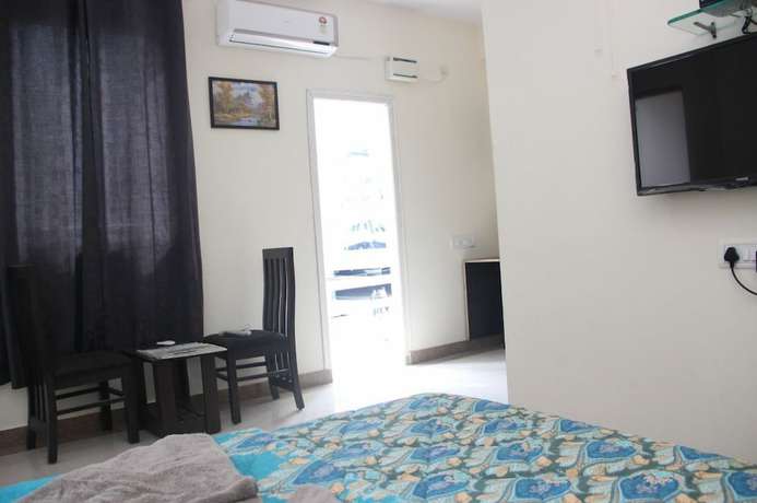 Imagen de la habitación del Hotel Tiara. Foto 15