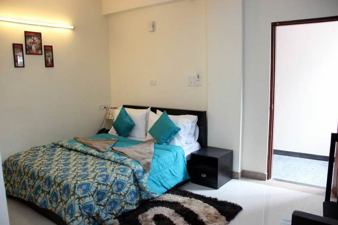 Imagen de la habitación del Hotel Tiara. Foto 16