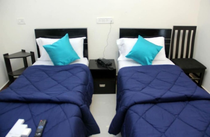 Imagen de la habitación del Hotel Tiara. Foto 19