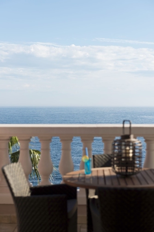 Imagen de la habitación del Hotel Tiara Miramar Beach and Spa. Foto 10