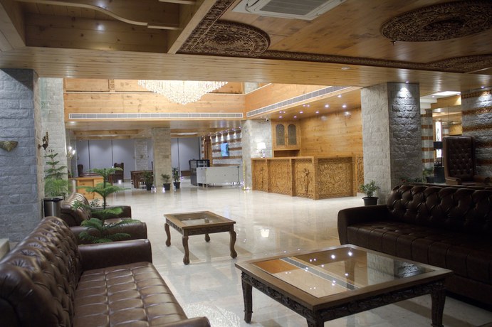 Imagen de los interiores del Hotel Tiaraas and Resorts - A Five Star Luxury Resort Manali. Foto 13