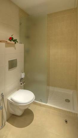 Imagen de los interiores del Hotel Tiba. Foto 7