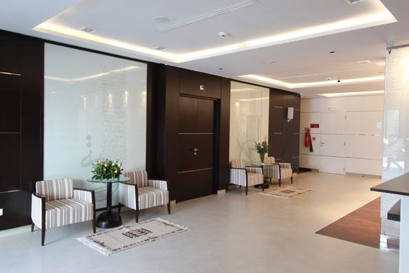 Imagen de los interiores del Hotel Tiba. Foto 8