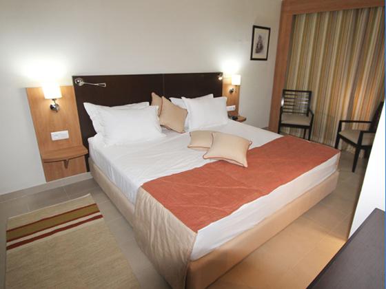 Imagen de la habitación del Hotel Tiba. Foto 4