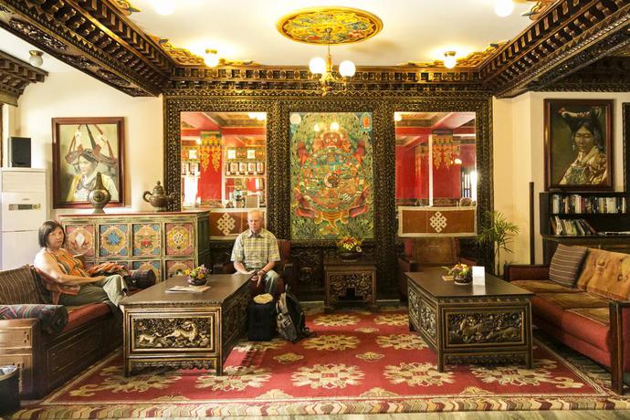 Imagen de los interiores del Hotel Tibet. Foto 14