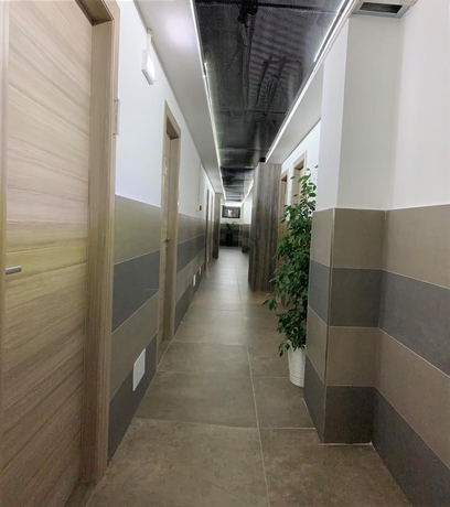 Imagen de los interiores del Hotel Tiby. Foto 16