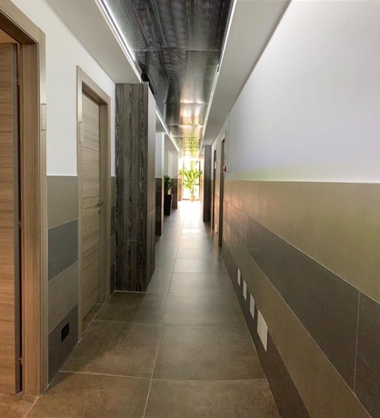 Imagen de los interiores del Hotel Tiby. Foto 17