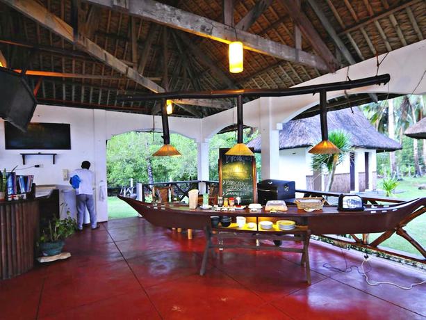 Imagen del bar/restaurante del Hotel Ticao Island Resort. Foto 10