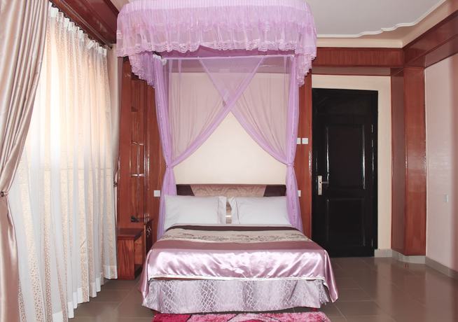 Imagen de la habitación del Hotel Tick. Foto 12