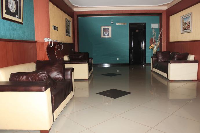 Imagen de los interiores del Hotel Tick. Foto 20