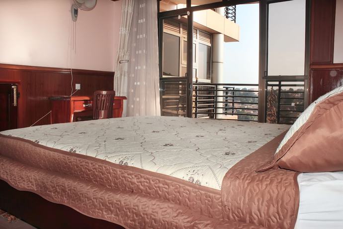 Imagen de la habitación del Hotel Tick. Foto 14