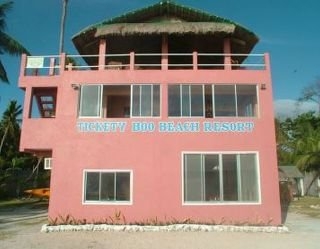 Imagen general del Hotel Tickety Boo Beach Resort. Foto 1