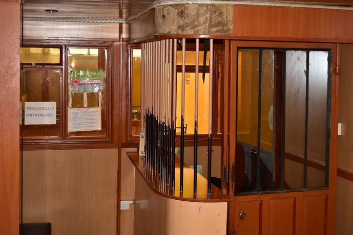 Imagen de los interiores del Hotel Tickles. Foto 19