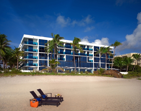 Imagen de los exteriores del Hotel Tideline Ocean Resort and Spa. Foto 7