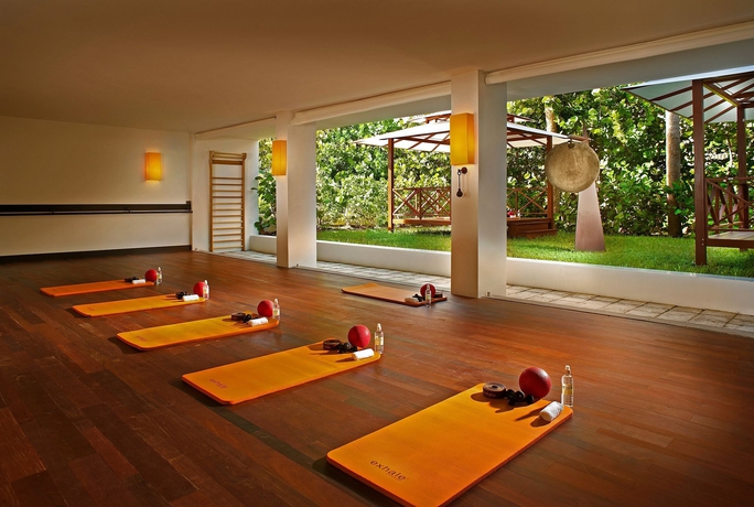 Imagen de los interiores del Hotel Tideline Ocean Resort and Spa. Foto 15