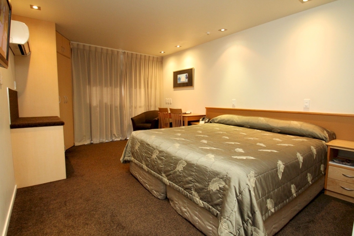 Imagen de la habitación del Hotel Tides. Foto 10