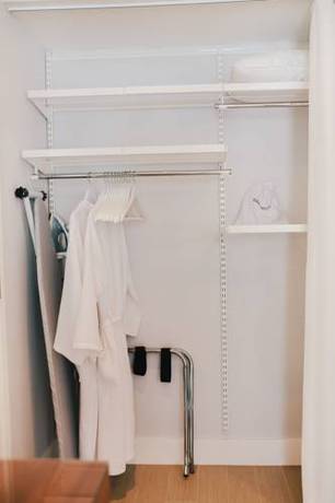 Imagen de la habitación del Hotel Tides Inn. Foto 5