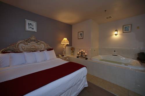 Imagen de la habitación del Hotel Tides Inn and Suites. Foto 8