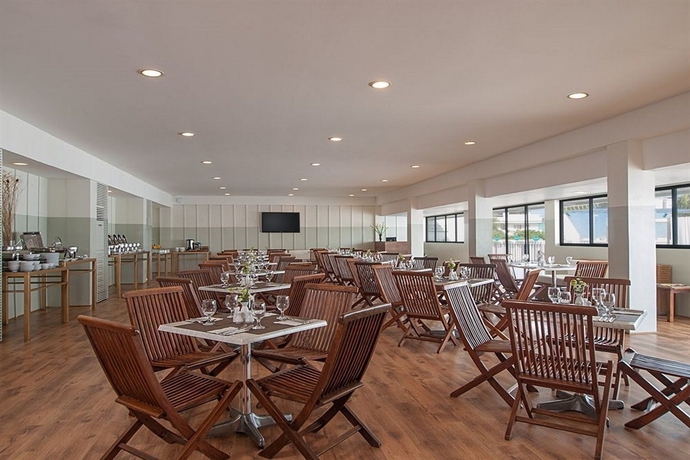 Imagen general del Hotel Tides, Malay. Foto 6