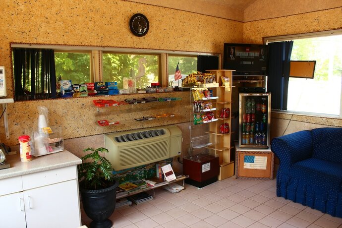 Imagen general del Hotel Tides Motor Inn At Stehli Beach. Foto 8