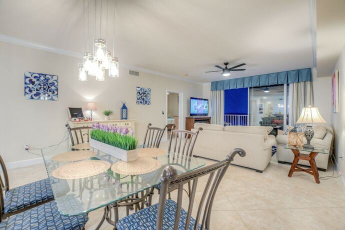 Imagen general del Hotel Tidewater Beach Condos by Aneliya\'s Rentals. Foto 9