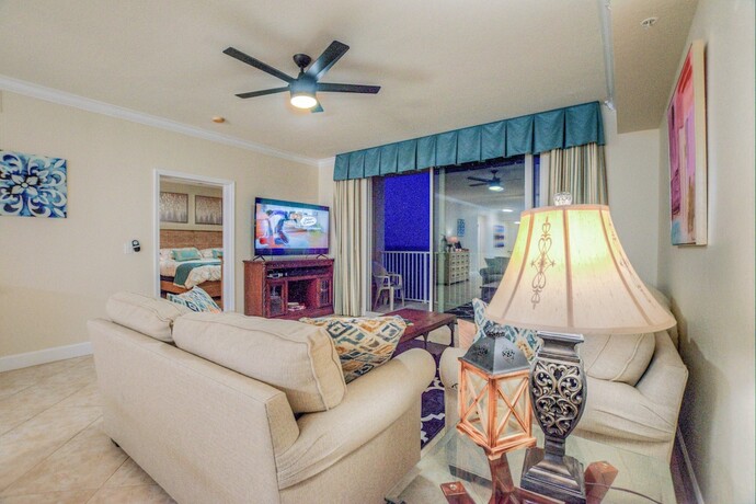 Imagen general del Hotel Tidewater Beach Condos by Aneliya\'s Rentals. Foto 15