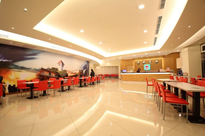 Imagen de los interiores del Hotel Tie Dao. Foto 33