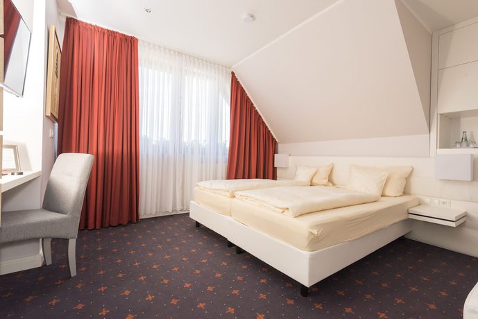 Imagen de la habitación del Hotel Tiek. Foto 6
