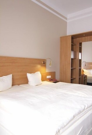 Imagen de la habitación del Hotel Tiek. Foto 14