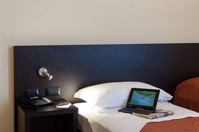 Imagen de la habitación del Hotel Tiempo. Foto 6