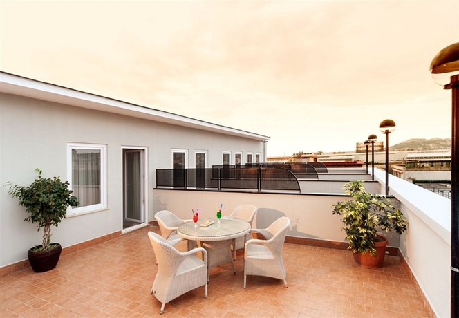 Imagen de la habitación del Hotel Tiempo. Foto 10