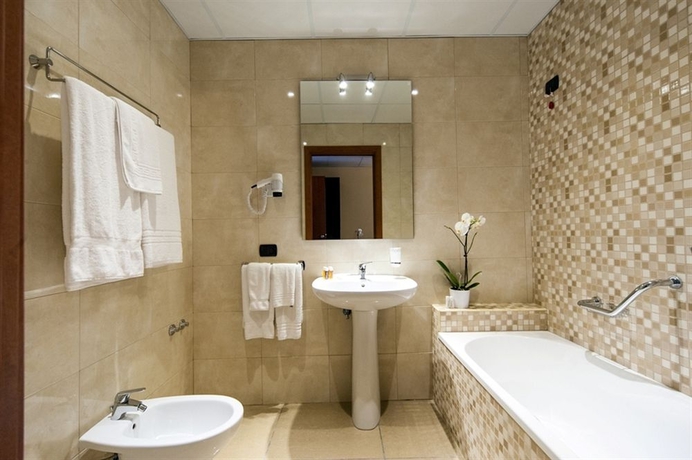 Imagen de la habitación del Hotel Tiempo. Foto 11