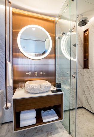Imagen de la habitación del Hotel Tien. Foto 5