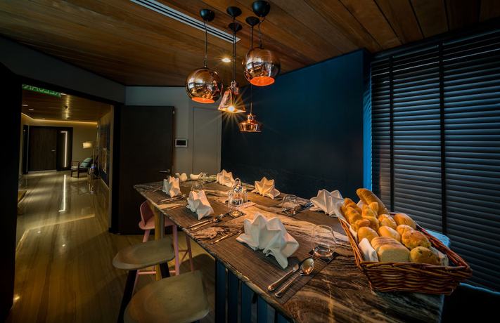 Imagen de los interiores del Hotel Tien. Foto 16