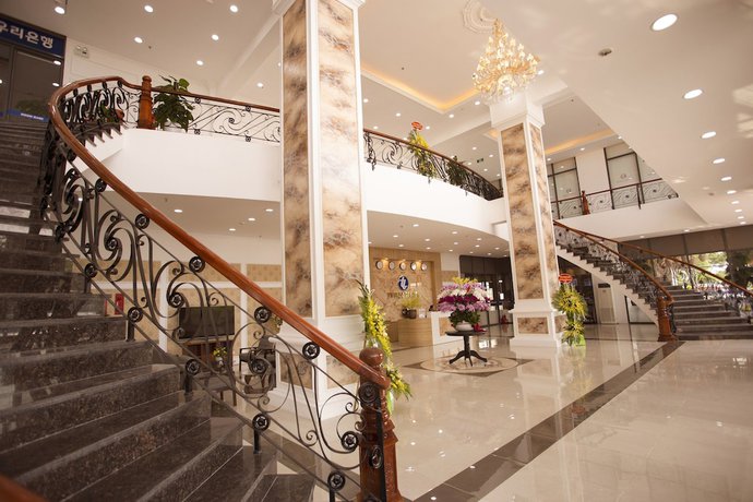 Imagen de los interiores del Hotel Tien Loc Palace. Foto 20