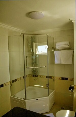 Imagen de la habitación del Hotel Tien Thanh. Foto 12