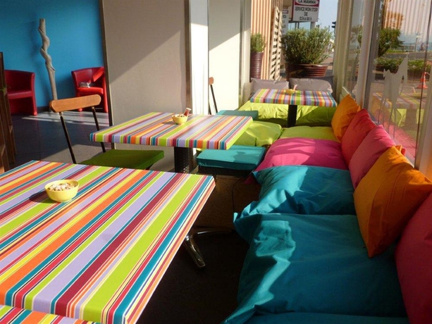 Imagen de los exteriores del Hotel Tiercé Beach. Foto 9