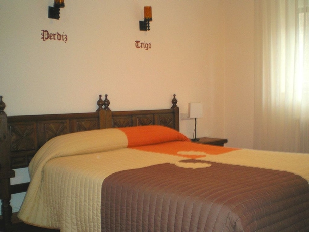 Imagen de la habitación del Hotel Tierra De Campos. Foto 6