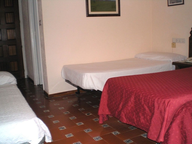 Imagen de la habitación del Hotel Tierra De Campos. Foto 8