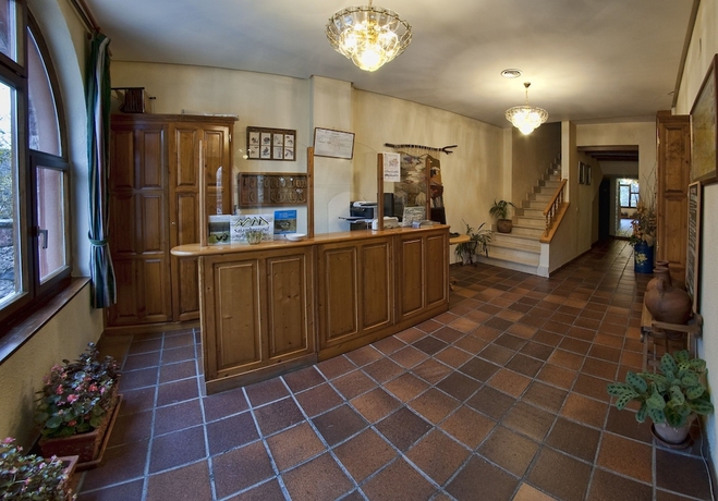 Imagen de los interiores del Hotel Tierra De La Reina. Foto 17