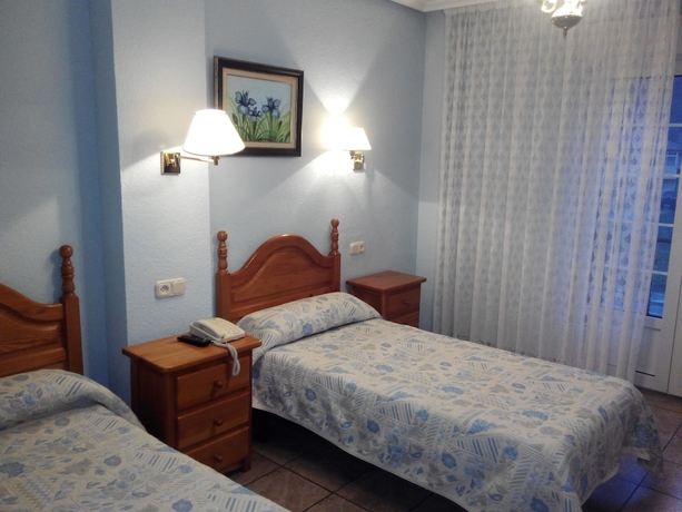 Imagen de la habitación del Hotel Tierra De La Reina. Foto 12