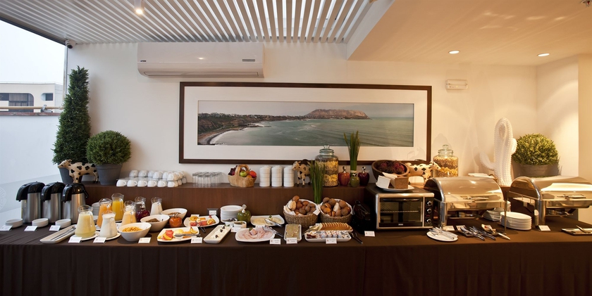 Imagen del bar/restaurante del Hotel Tierra Viva Miraflores Larco. Foto 4